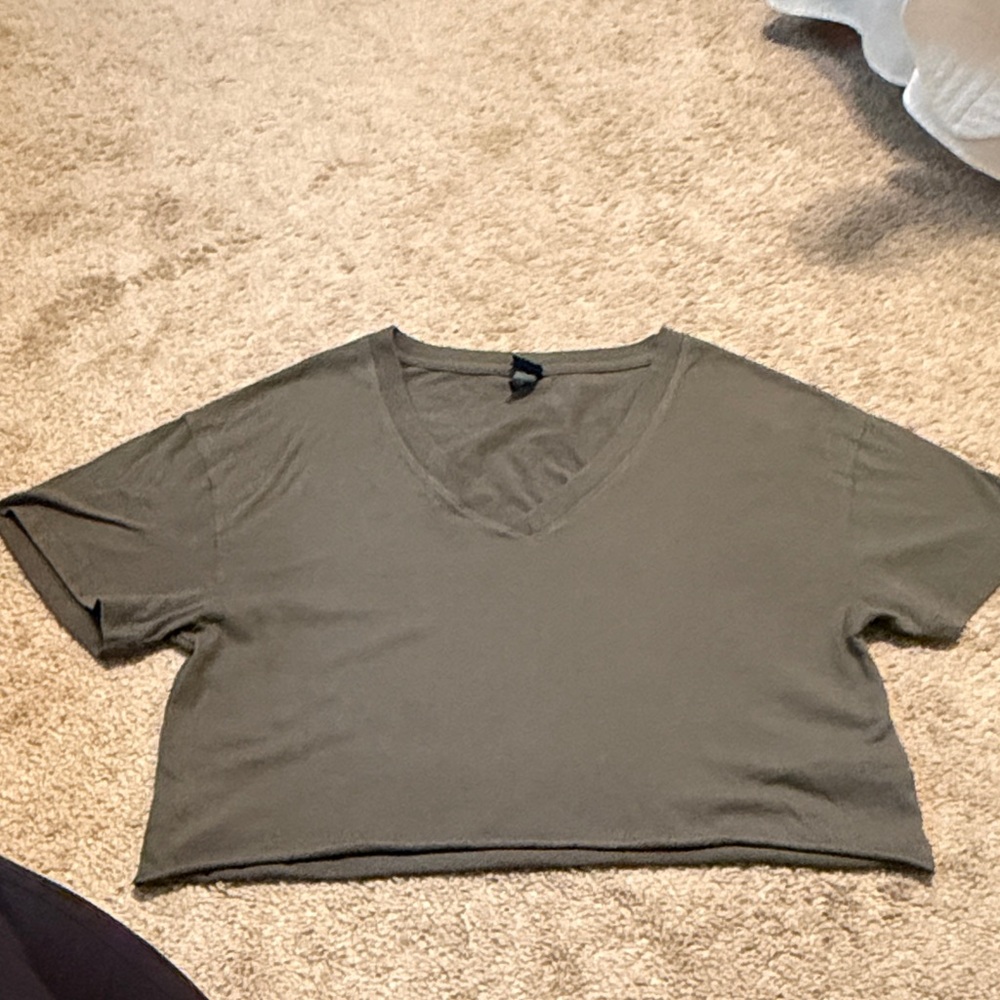wild fable Olive V-Neck Cropped Top